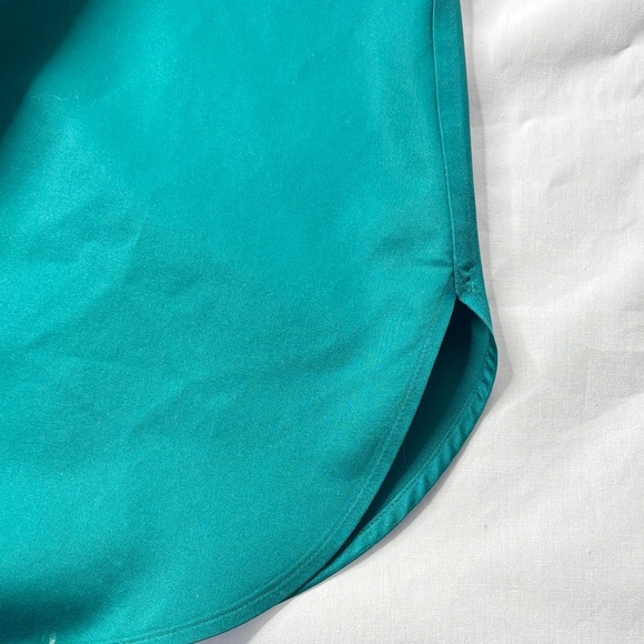 💚 Chico’s Emerald Green No Iron Cotton Tunic Button Top Women’s Size 1 Large 💚 - Picture 9 of 14